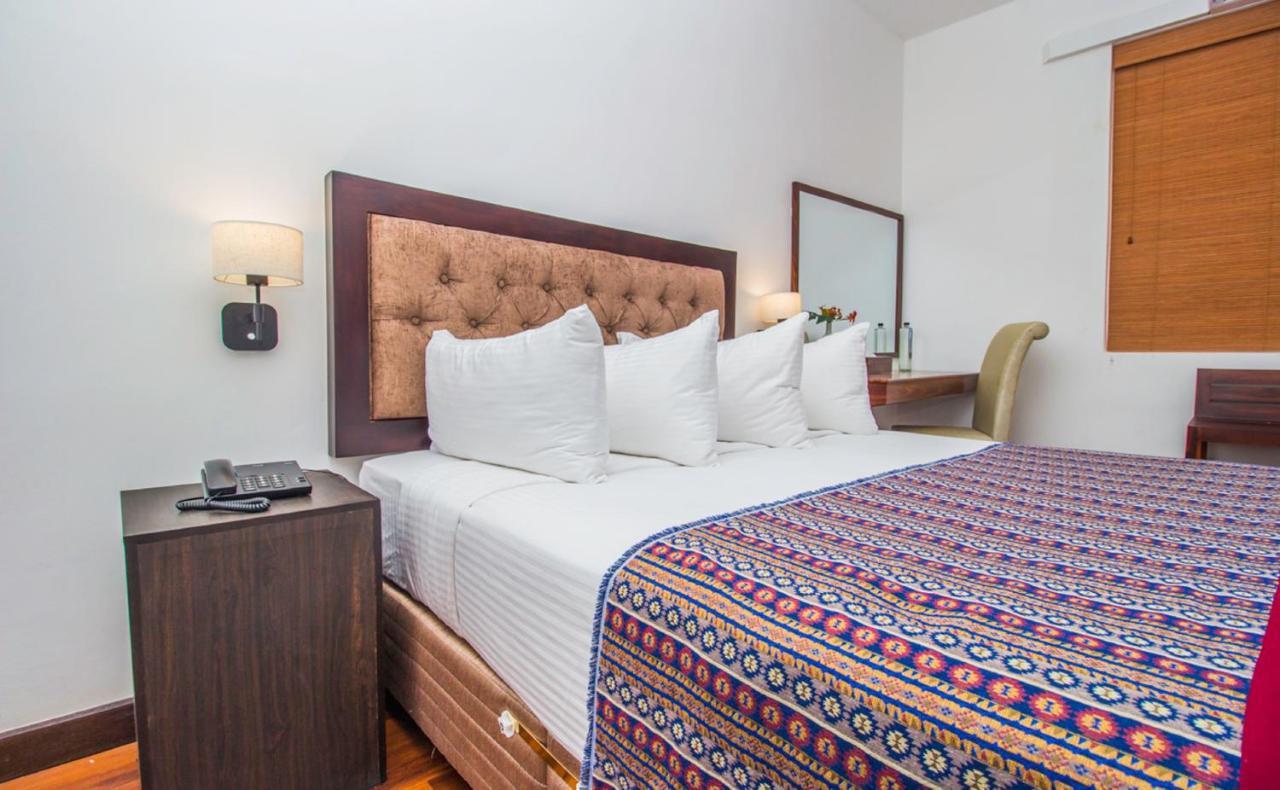 Pearl Royal Hotel, Kolombo Zewnętrze zdjęcie