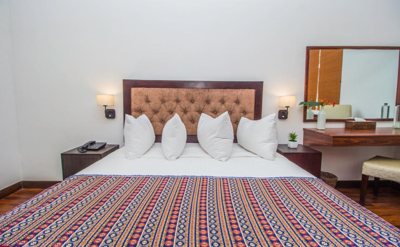 Pearl Royal Hotel, Kolombo Zewnętrze zdjęcie
