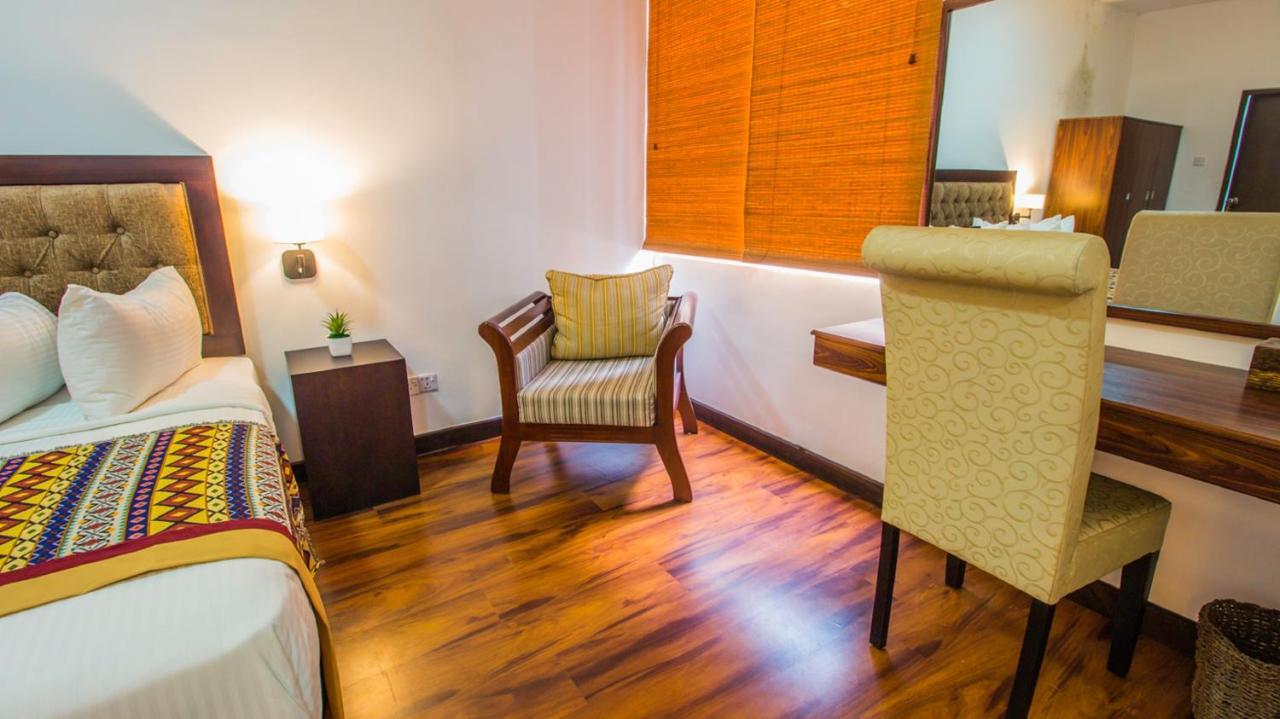 Pearl Royal Hotel, Kolombo Zewnętrze zdjęcie