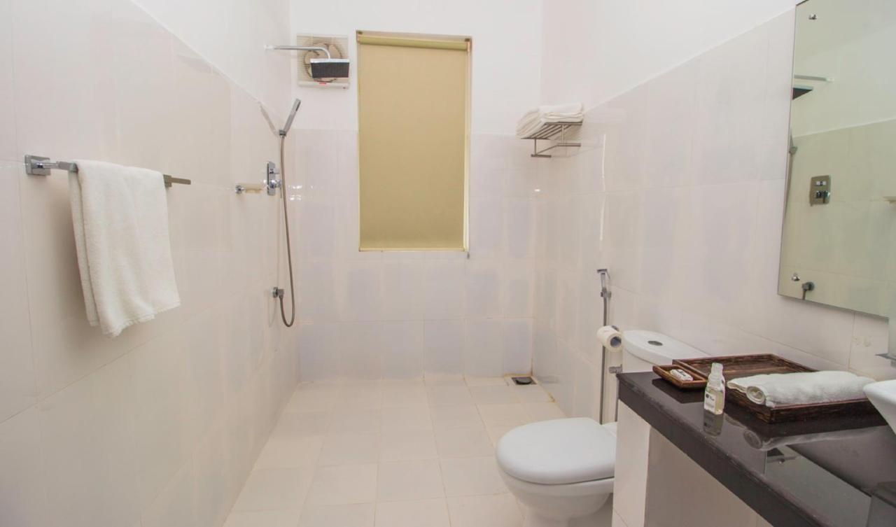 Pearl Royal Hotel, Kolombo Zewnętrze zdjęcie